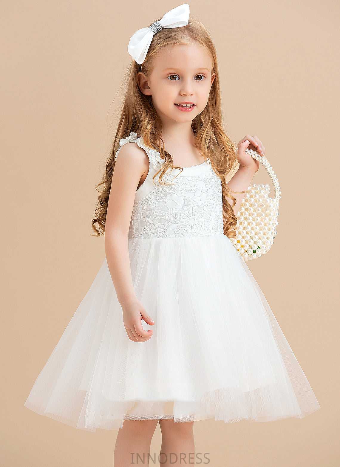 - Flower(s)/V Girl With Satin/Tulle/Lace Neck Back A-Line Dress Flower Sleeveless Flower Girl Dresses Knee-length Scoop Lila