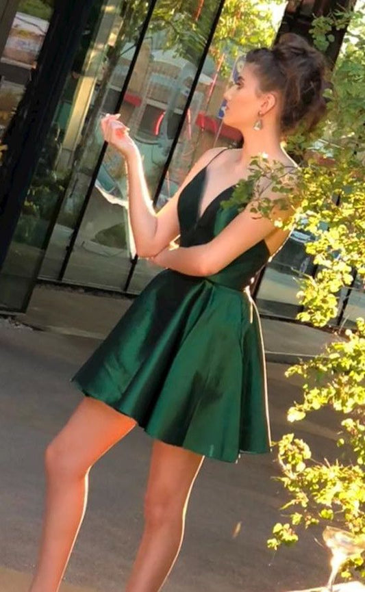 Deep V Neck Spaghetti Straps Short Dark Sam Satin Homecoming Dresses Green Pleated