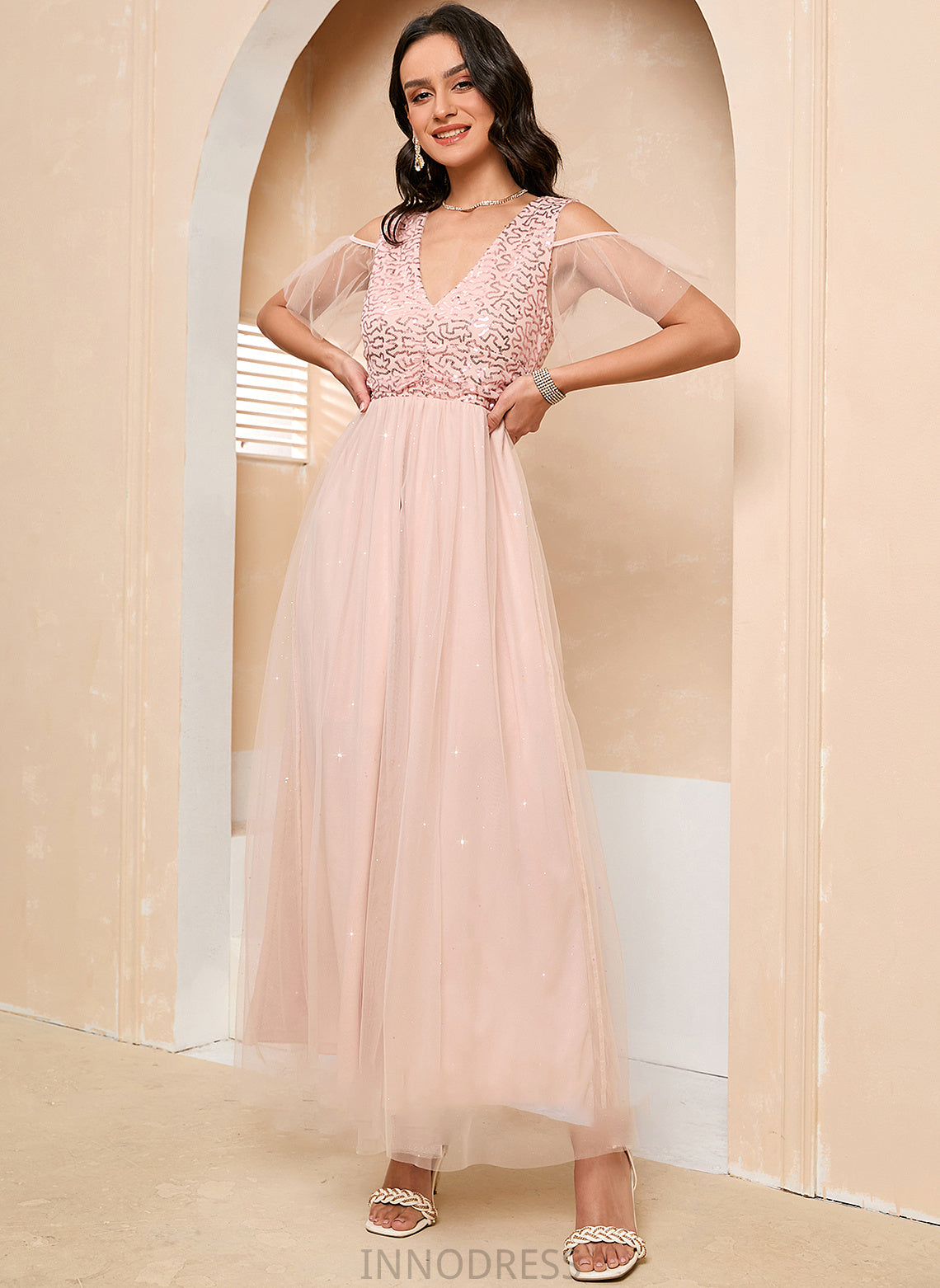 Fabric Length V-neck Ankle-Length A-Line Straps Neckline Silhouette Tulle Heaven Trumpet/Mermaid Natural Waist