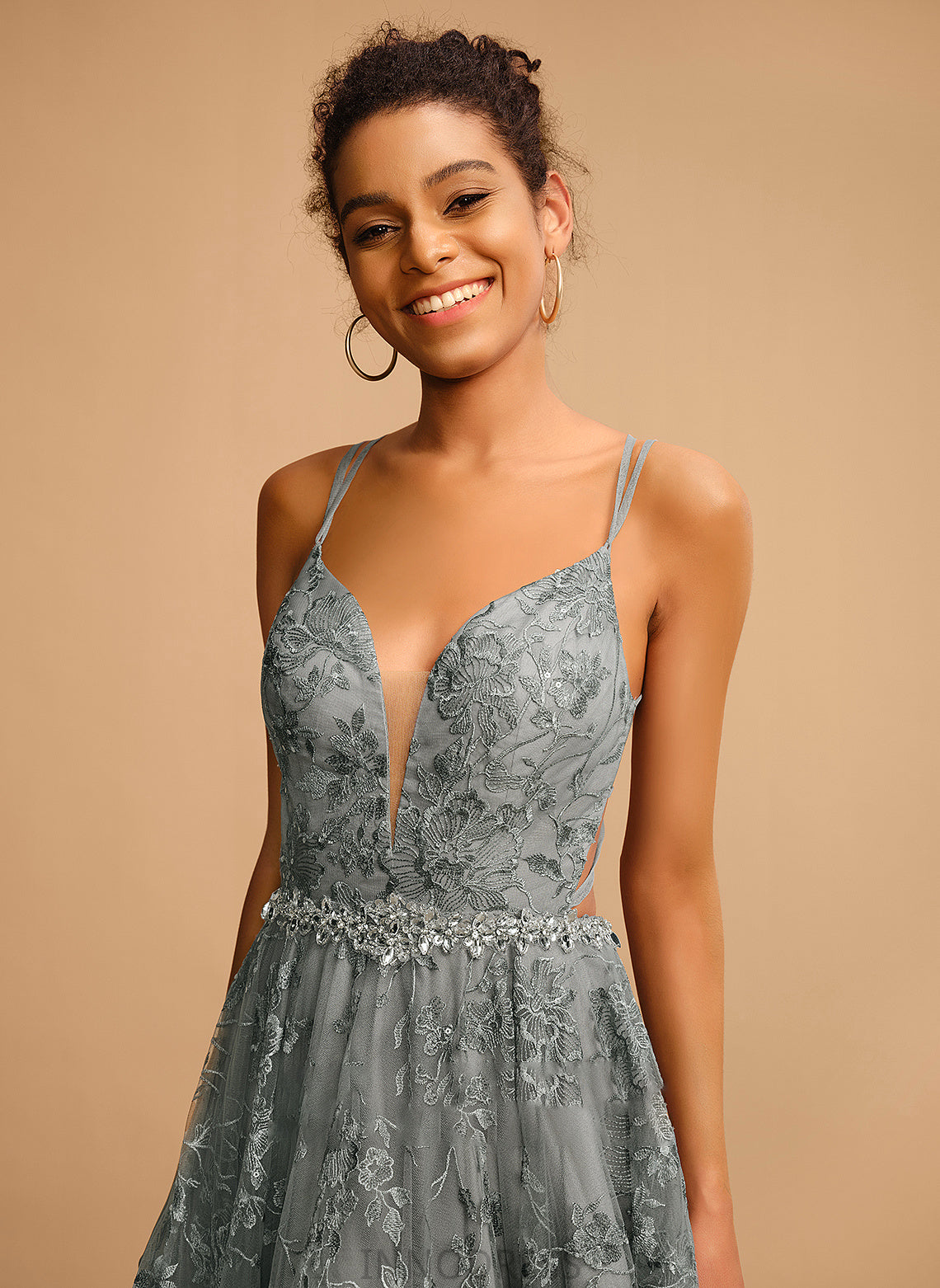Sandy Ball-Gown/Princess Floor-Length V-neck Tulle Prom Dresses