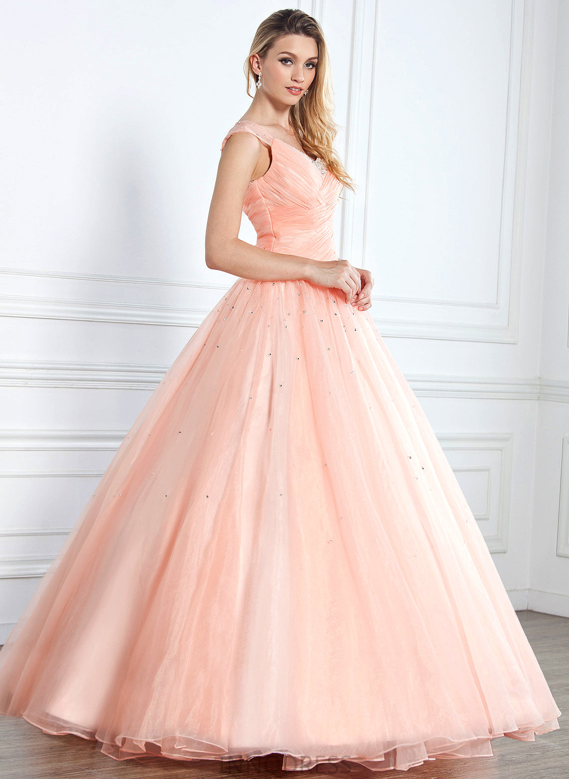 Prom Dresses Ball-Gown/Princess V-neck Organza Ruffle Sequins With Shayla Beading Floor-Length