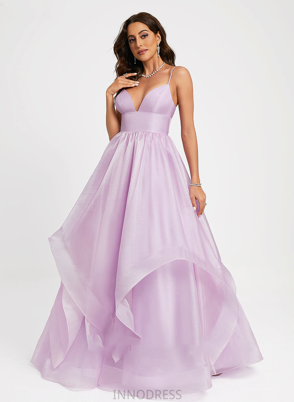Taniya Prom Dresses Ball-Gown/Princess Organza V-neck Train Sweep
