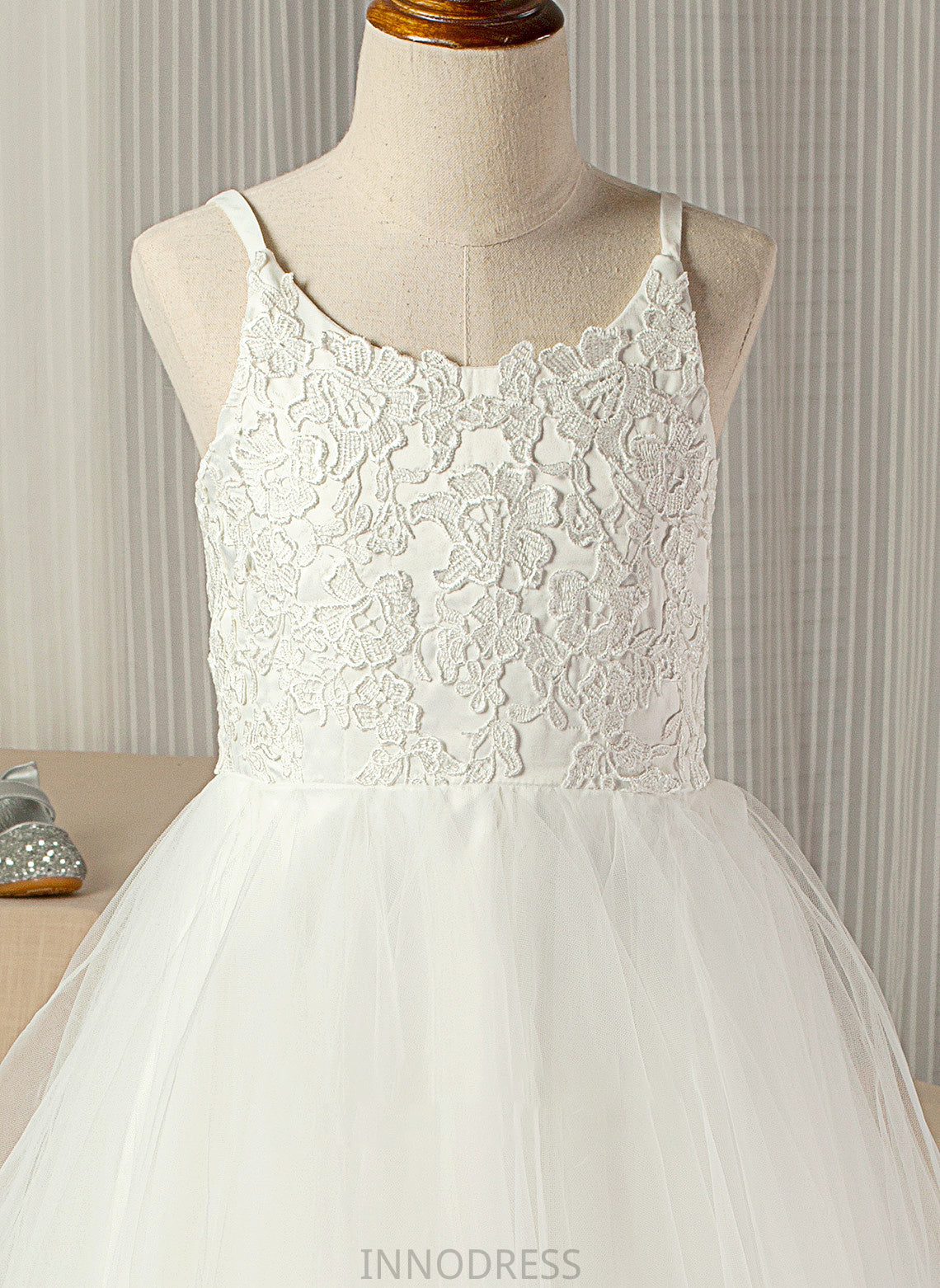 Floor-Length Kaydence A-Line With Lace Neck Scoop Tulle Lace Junior Bridesmaid Dresses