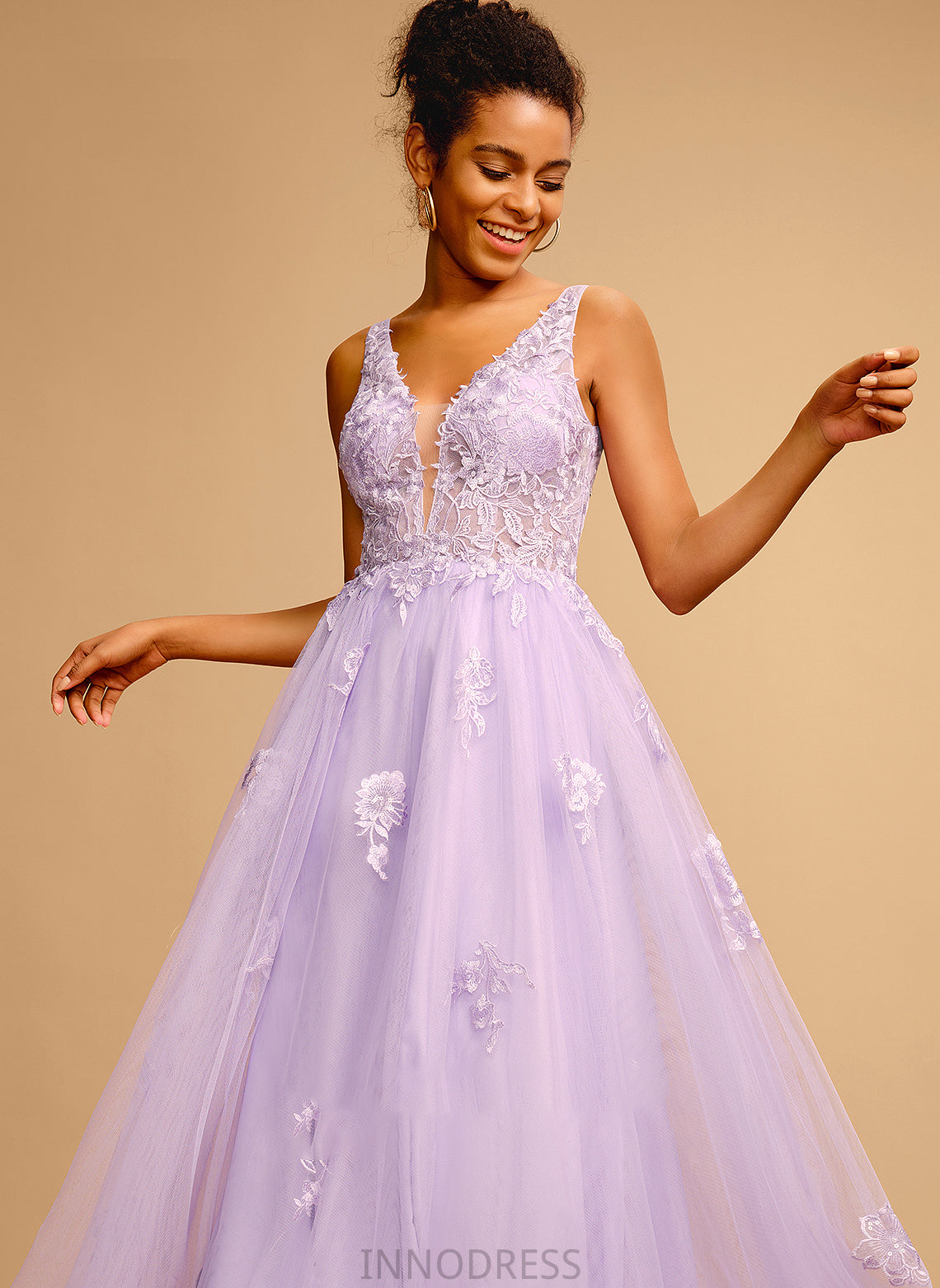 Ball-Gown/Princess With Floor-Length Tulle V-neck Lace Yasmin Prom Dresses