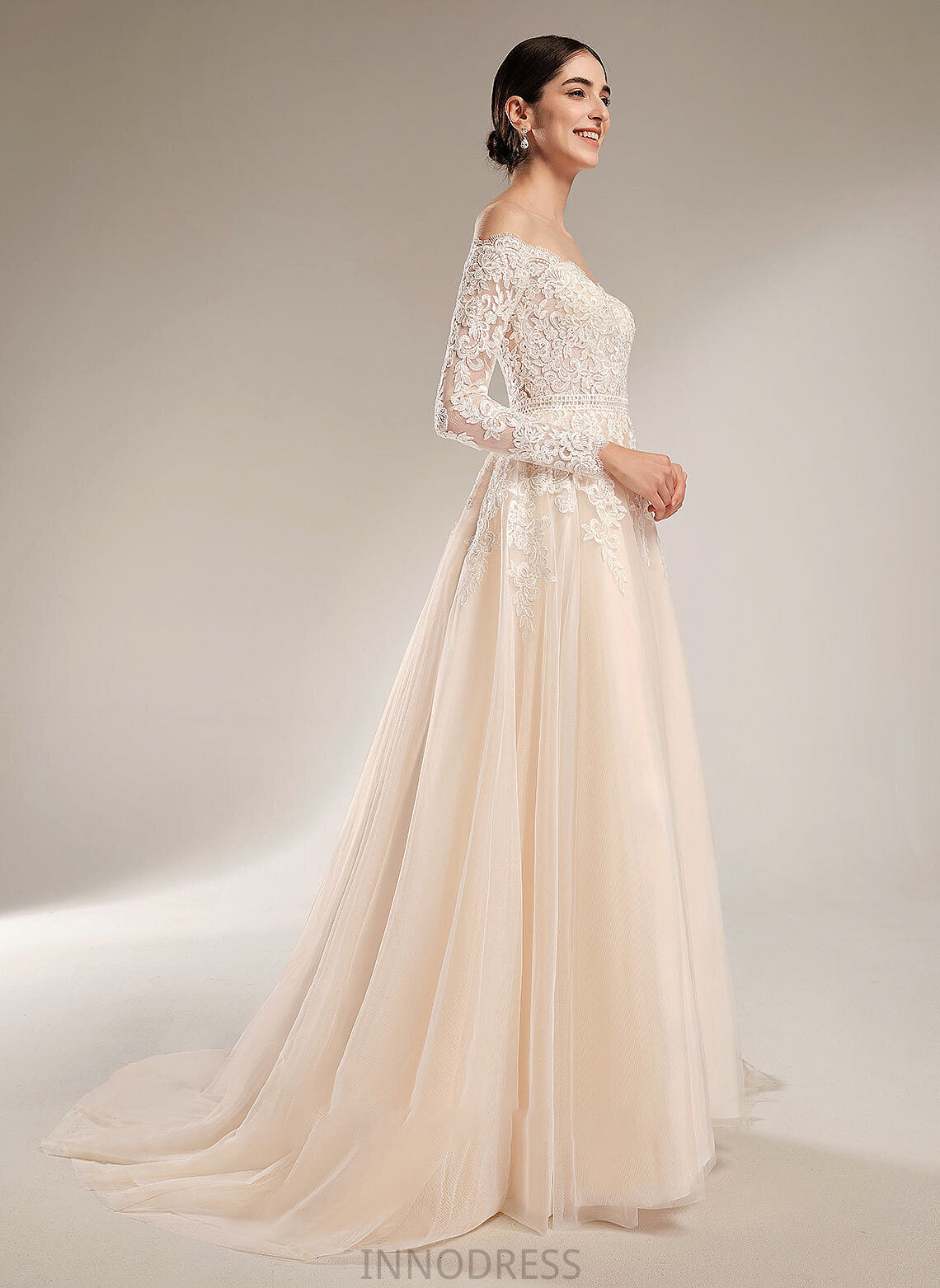 Wedding Wedding Dresses Chapel Train With Ball-Gown/Princess Illusion Sequins Saniya Dress