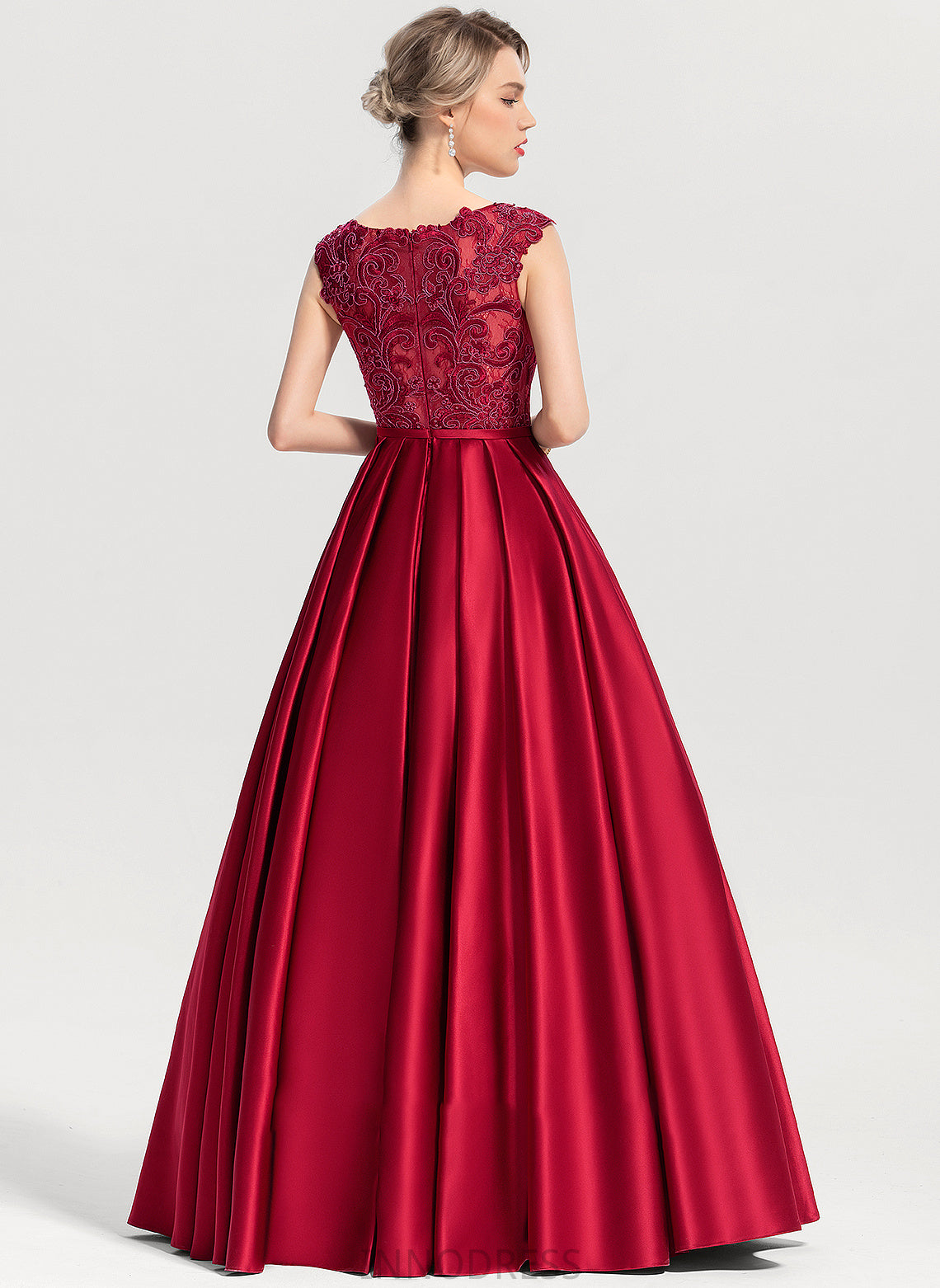 Floor-Length Diamond Sequins Ball-Gown/Princess Scoop With Neck Satin Prom Dresses