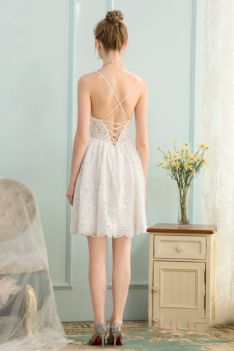 A-Line Homecoming Dresses Lace Jade V-Neck Sleeveless Short White