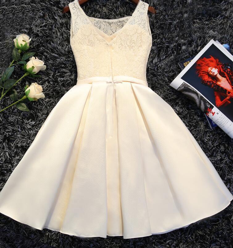 Round Neckline Ivory Lace Homecoming Dresses Satin Iris Knee Length Party Dress 12555