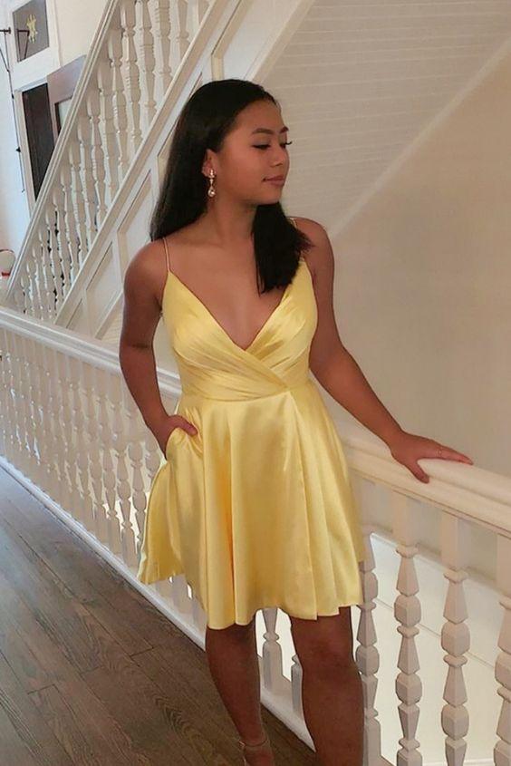 Short In Yellow Color With Homecoming Dresses Tina Pocketes And Straps 2957